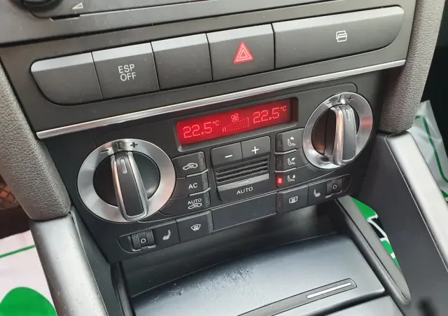 AUDI A3 3-drzwiowe 2.0 TDI Ambition