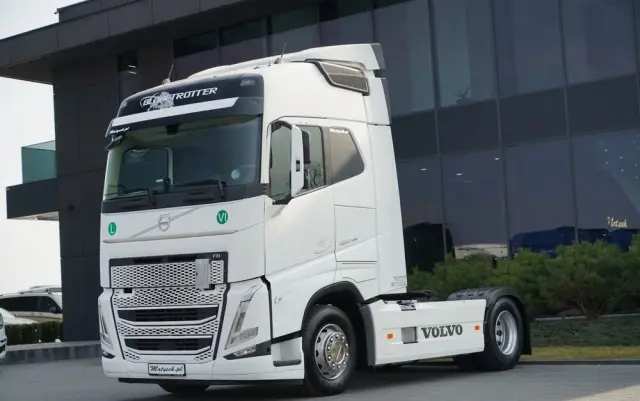 VOLVO FH 460 / KLIMATYZACJA POSTOJOWA / I-SAVE / TV /  EURO 6 