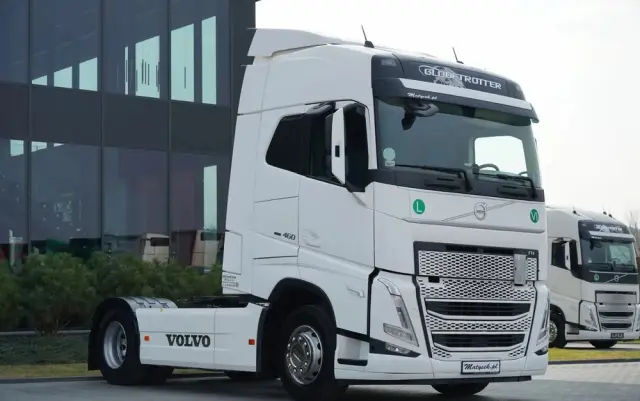 VOLVO FH 460 / KLIMATYZACJA POSTOJOWA / I-SAVE / TV /  EURO 6 