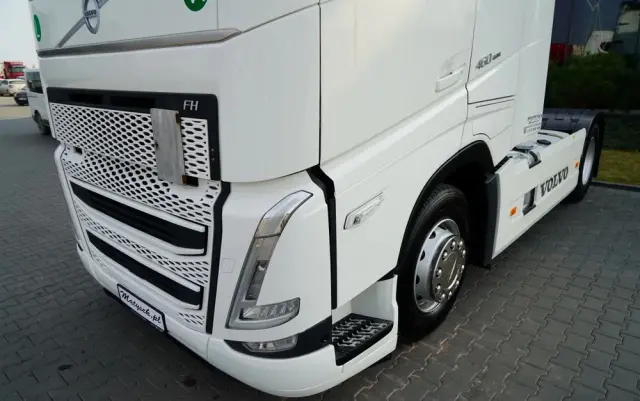VOLVO FH 460 / KLIMATYZACJA POSTOJOWA / I-SAVE / TV /  EURO 6 