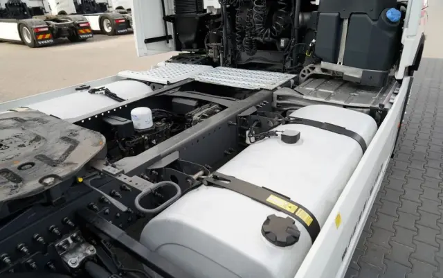 VOLVO FH 460 / KLIMATYZACJA POSTOJOWA / I-SAVE / TV /  EURO 6 