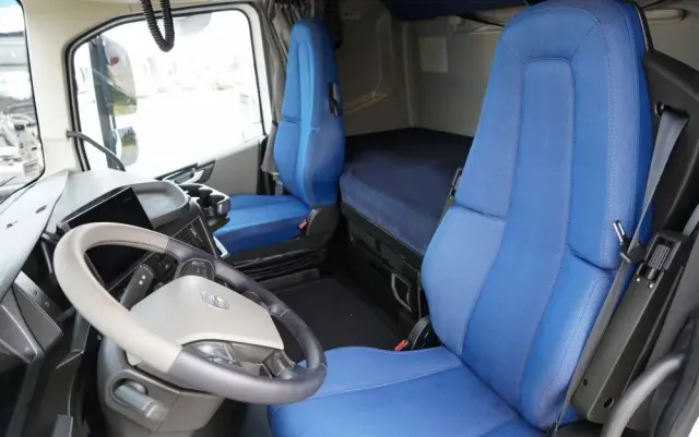 VOLVO FH 460 / KLIMATYZACJA POSTOJOWA / I-SAVE / TV /  EURO 6 