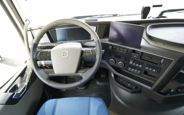 VOLVO FH 460 / KLIMATYZACJA POSTOJOWA / I-SAVE / TV /  EURO 6 