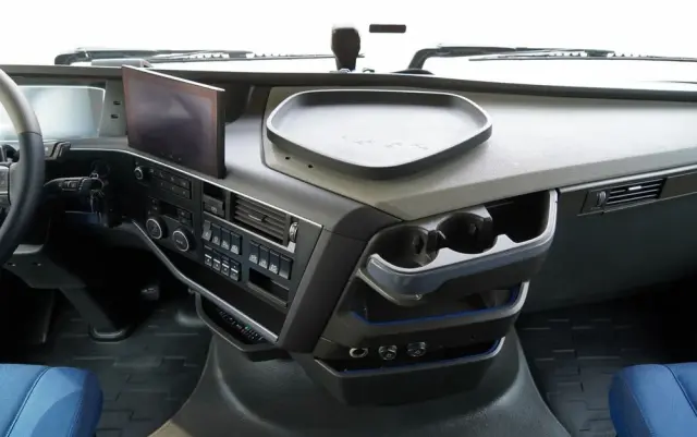 VOLVO FH 460 / KLIMATYZACJA POSTOJOWA / I-SAVE / TV /  EURO 6 