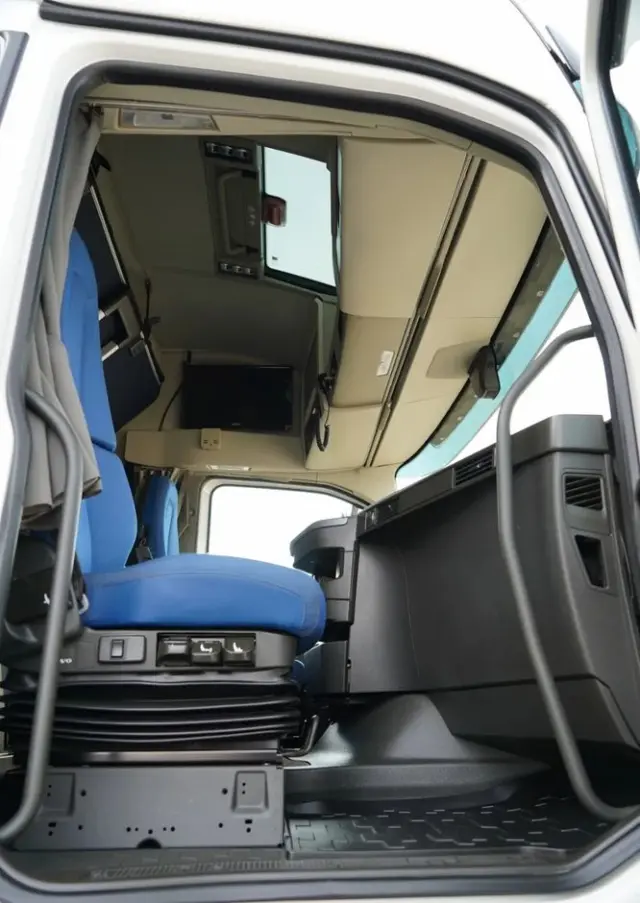 VOLVO FH 460 / KLIMATYZACJA POSTOJOWA / I-SAVE / TV /  EURO 6 