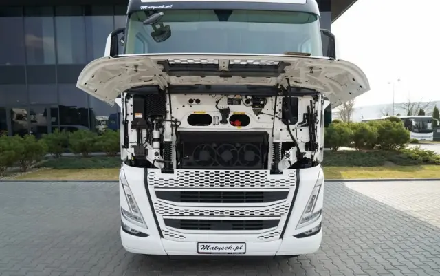 VOLVO FH 460 / KLIMATYZACJA POSTOJOWA / I-SAVE / TV /  EURO 6 