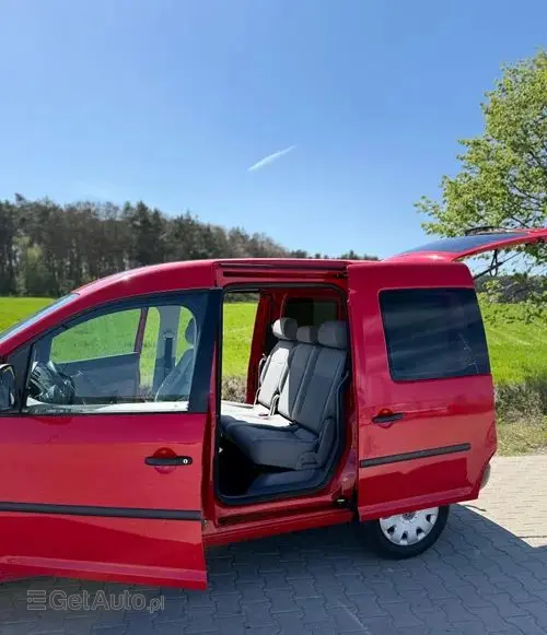 VOLKSWAGEN Caddy 