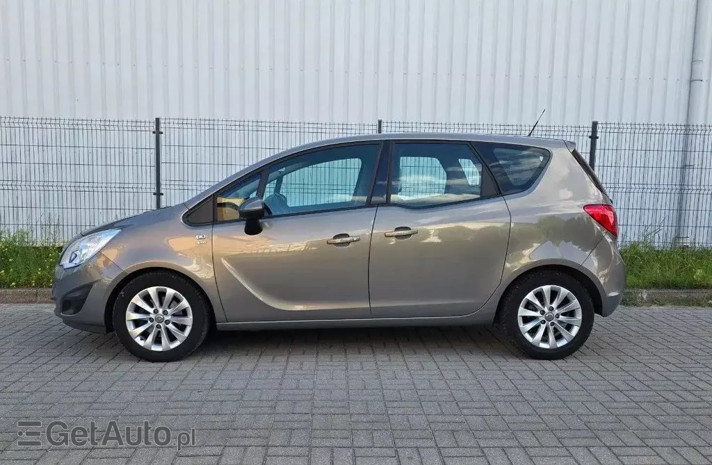 OPEL Meriva 
