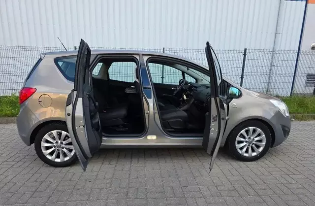 OPEL Meriva 