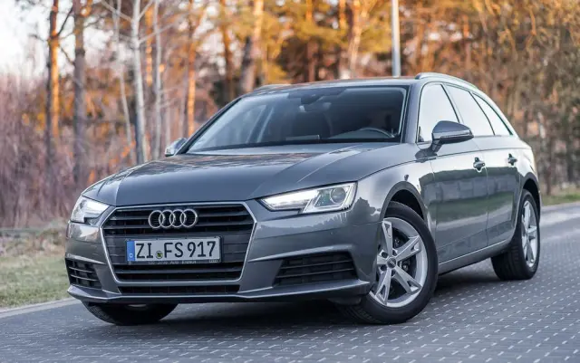 AUDI A4 Avant 
