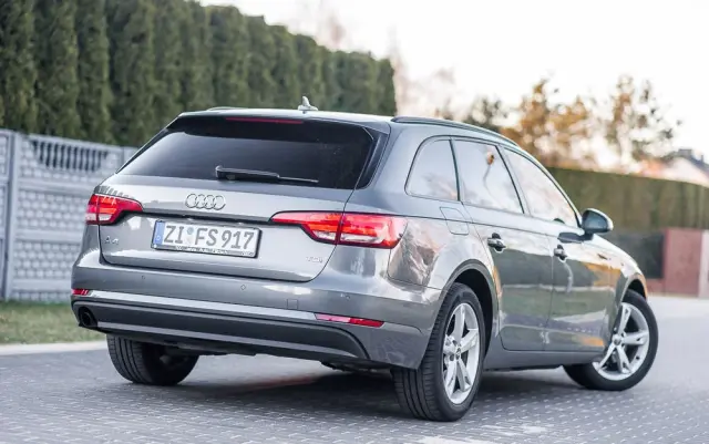 AUDI A4 Avant 
