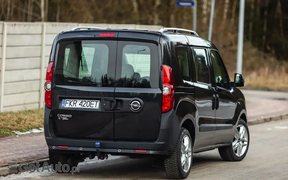 OPEL Combo 