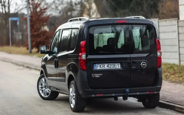 OPEL Combo 