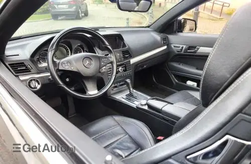 MERCEDES-BENZ Klasa E 