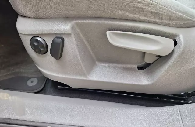 VOLKSWAGEN Sharan 2.0 TDI (140 KM) DSG SCR