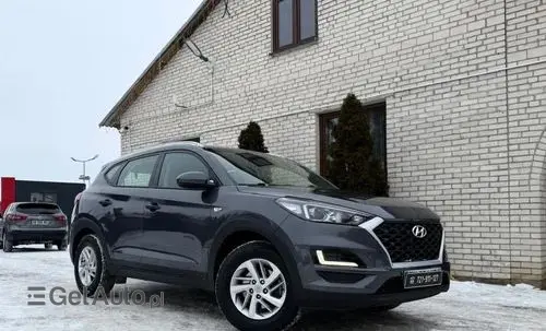 HYUNDAI Tucson 