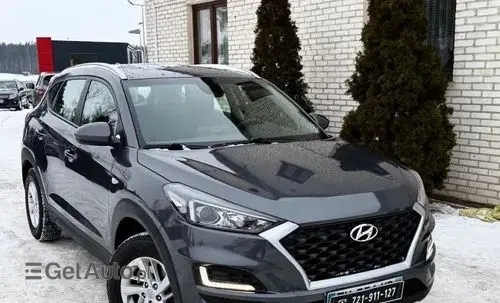 HYUNDAI Tucson 