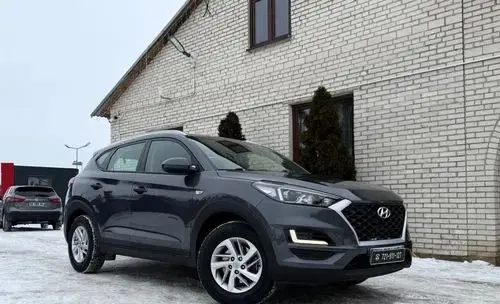 HYUNDAI Tucson 