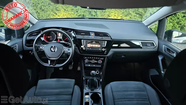 VOLKSWAGEN Touran Highline