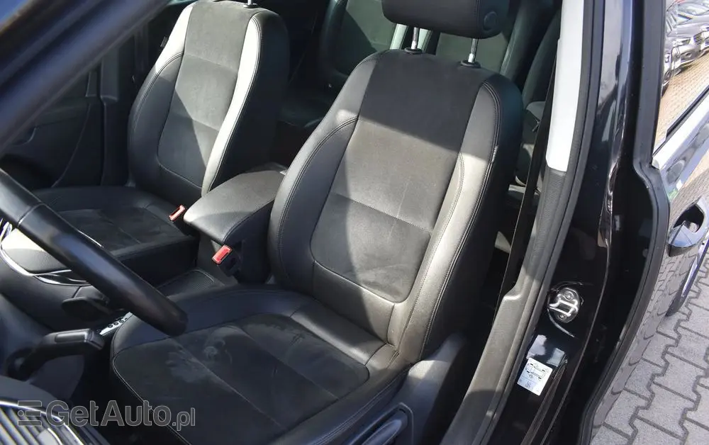 VOLKSWAGEN Sharan 2.0 TDI BMT Highline DSG