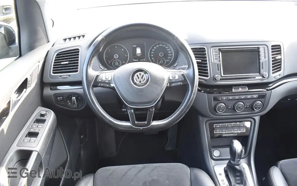 VOLKSWAGEN Sharan 2.0 TDI BMT Highline DSG