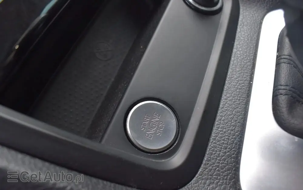 VOLKSWAGEN Sharan 2.0 TDI BMT Highline DSG