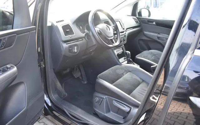 VOLKSWAGEN Sharan 2.0 TDI BMT Highline DSG