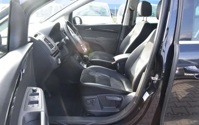 VOLKSWAGEN Sharan 2.0 TDI BMT Highline DSG