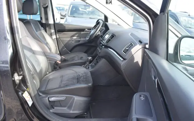 VOLKSWAGEN Sharan 2.0 TDI BMT Highline DSG