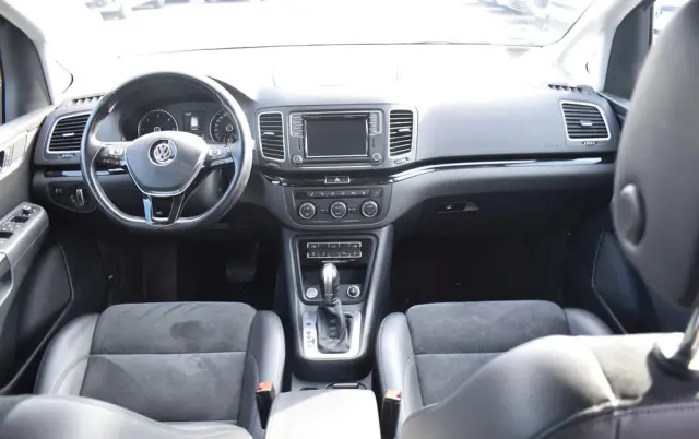 VOLKSWAGEN Sharan 2.0 TDI BMT Highline DSG