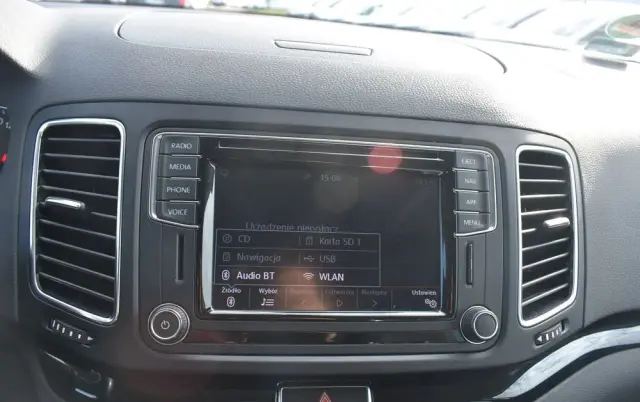 VOLKSWAGEN Sharan 2.0 TDI BMT Highline DSG