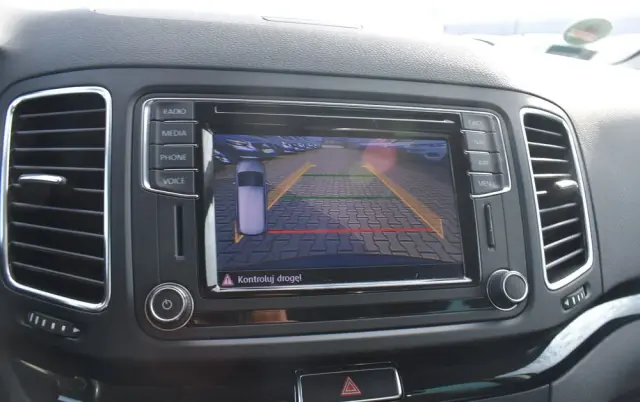 VOLKSWAGEN Sharan 2.0 TDI BMT Highline DSG