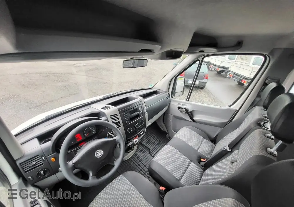 VOLKSWAGEN Crafter doka klima skrzynia 2.80 super stan 
