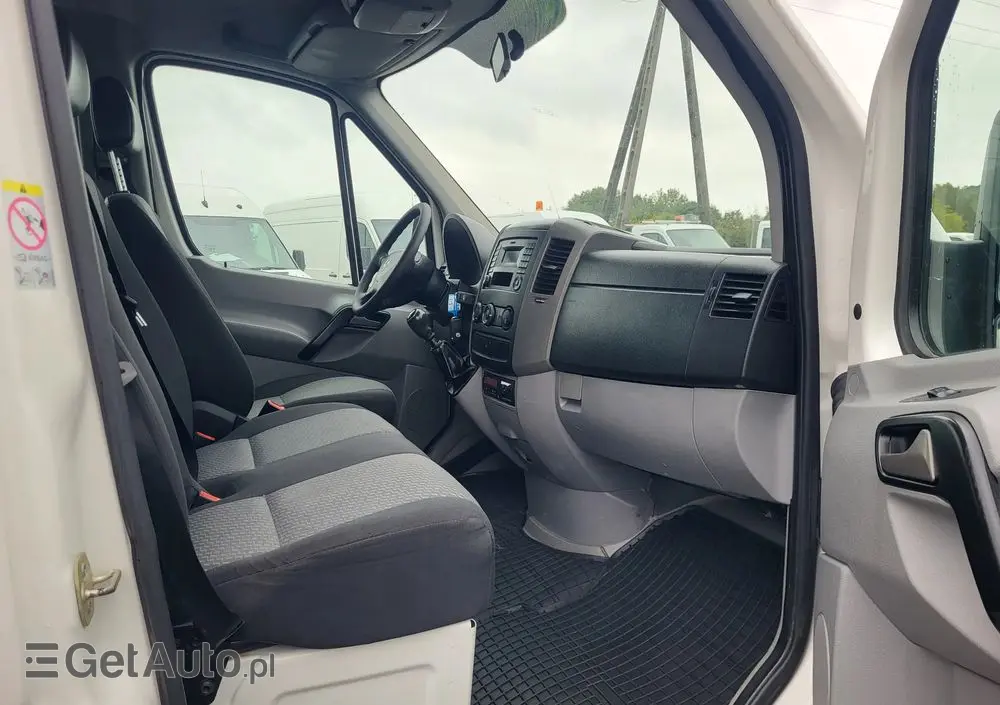 VOLKSWAGEN Crafter doka klima skrzynia 2.80 super stan 