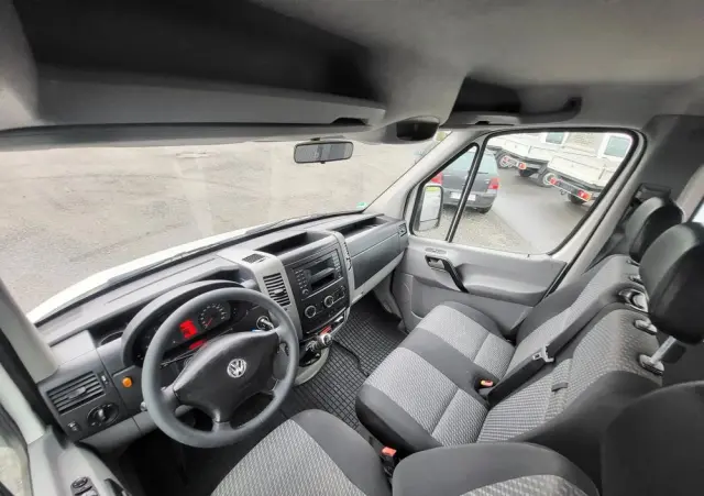 VOLKSWAGEN Crafter doka klima skrzynia 2.80 super stan 