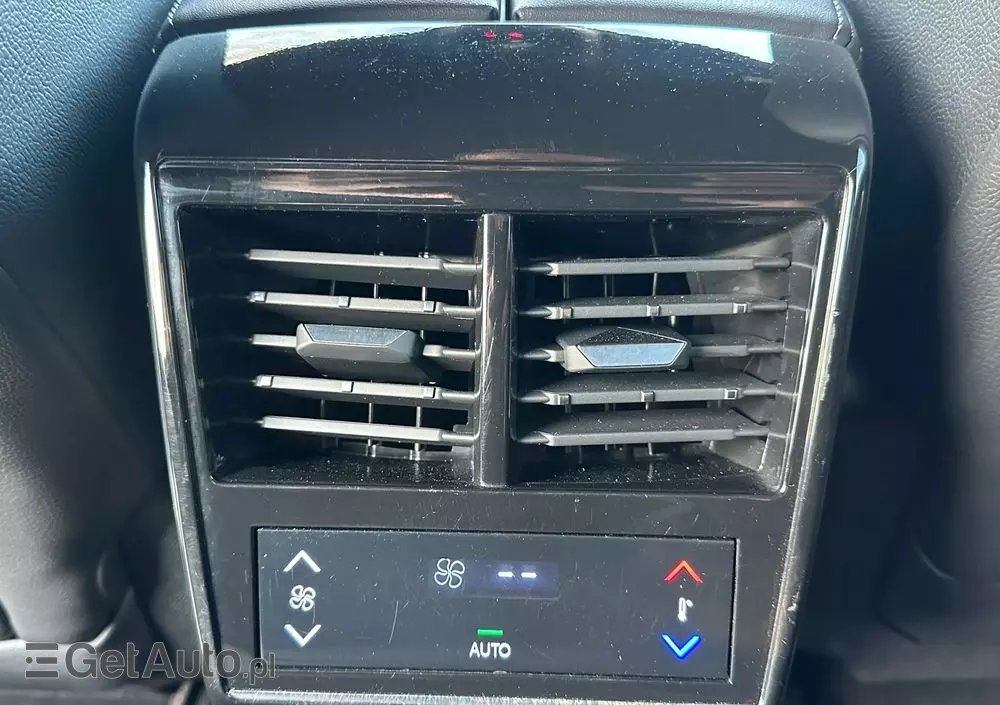 DS AUTOMOBILES DS 7 Crossback 1.6 PureTech Performance Line +