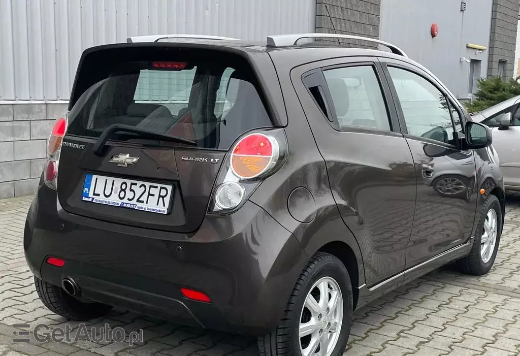 CHEVROLET Spark 