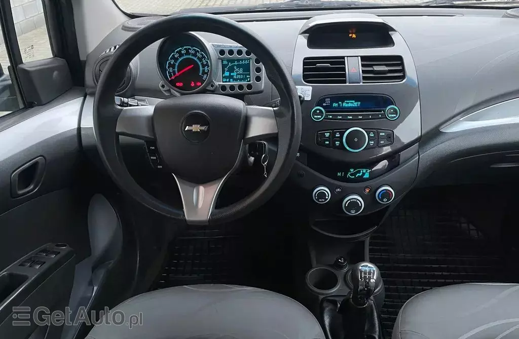 CHEVROLET Spark 