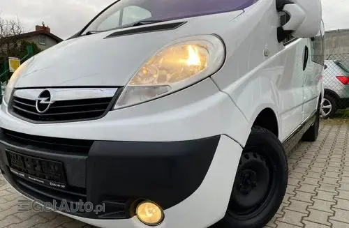 OPEL Vivaro 