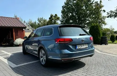 VOLKSWAGEN Passat Alltrack 