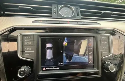 VOLKSWAGEN Passat Alltrack 