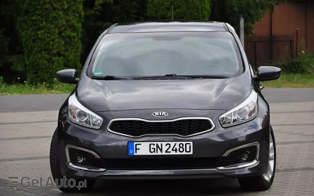 KIA Ceed 1.6 CRDi SCR L Business Line