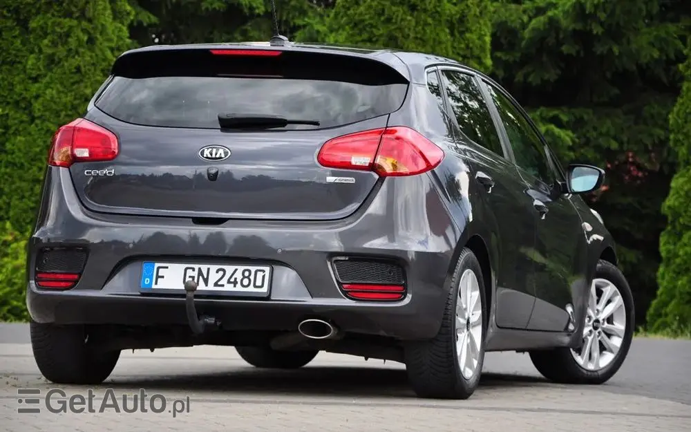 KIA Ceed 1.6 CRDi SCR L Business Line