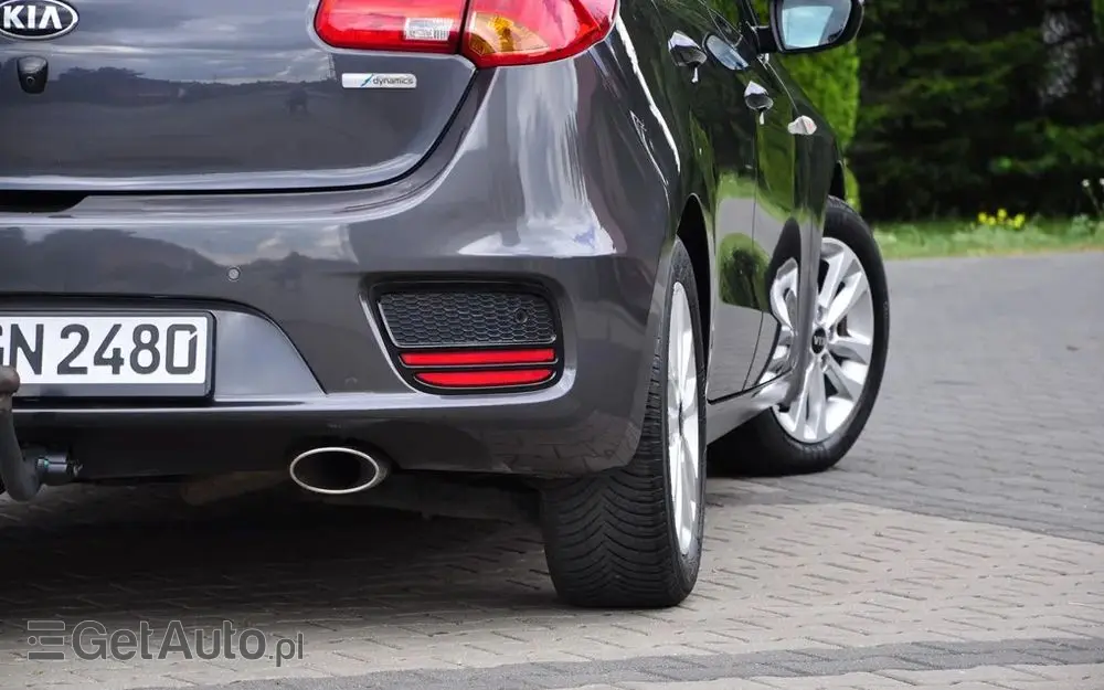 KIA Ceed 1.6 CRDi SCR L Business Line