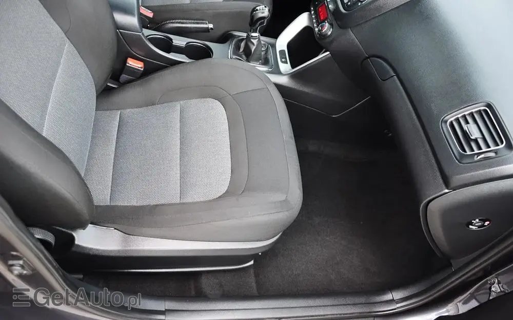 KIA Ceed 1.6 CRDi SCR L Business Line