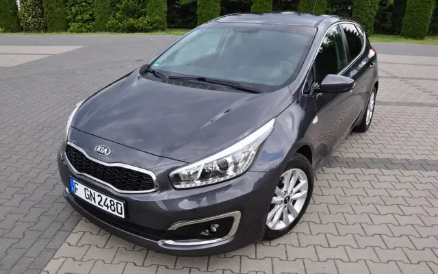 KIA Ceed 1.6 CRDi SCR L Business Line