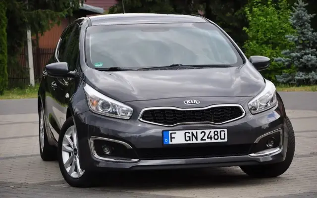 KIA Ceed 1.6 CRDi SCR L Business Line