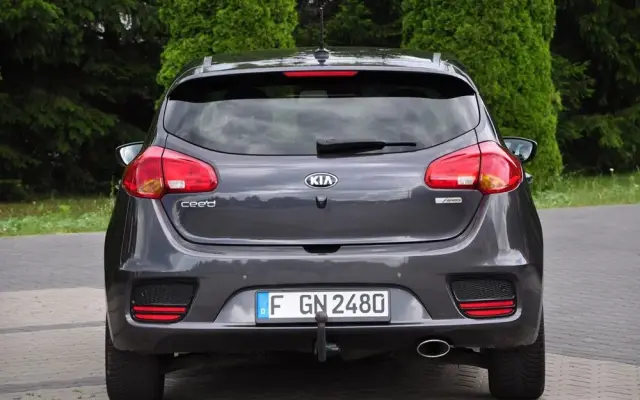 KIA Ceed 1.6 CRDi SCR L Business Line
