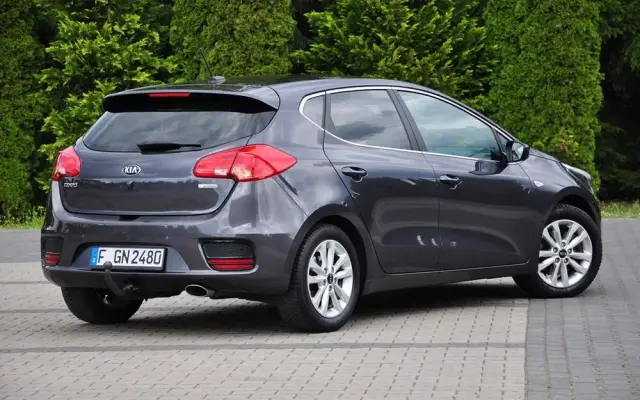 KIA Ceed 1.6 CRDi SCR L Business Line