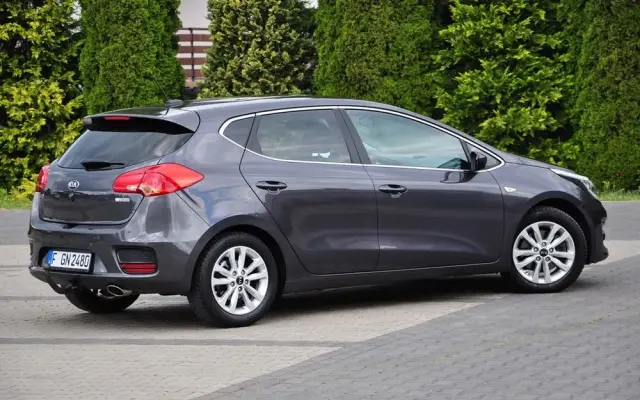 KIA Ceed 1.6 CRDi SCR L Business Line